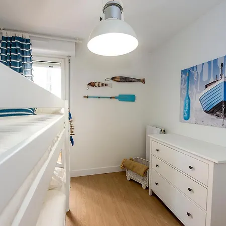 Premiere Ligne De Plage, Face A La