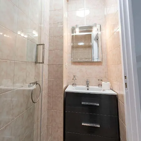 Premiere Ligne De Plage, Face A La Apartment